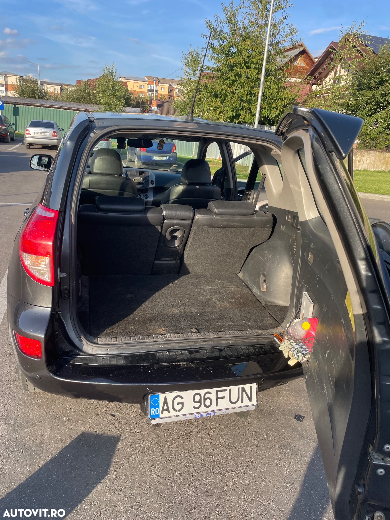 Toyota RAV4 2.0 Aut Luxury City - 11