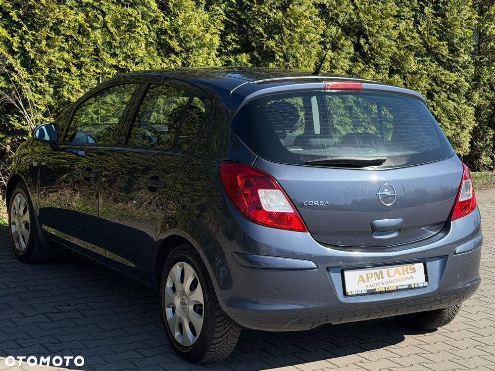 Opel Corsa 1.2 16V - 10