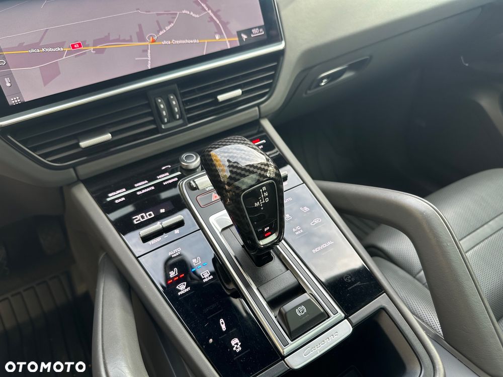 Porsche Cayenne E-Hybrid - 17