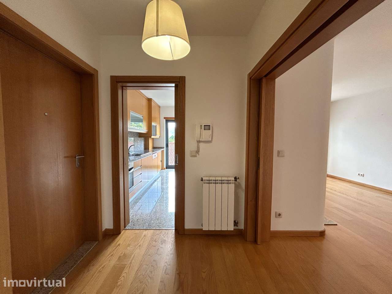 Apartamento T2 no centro de Arouca – Ótimo estado de conservação - Grande imagem: 2/19