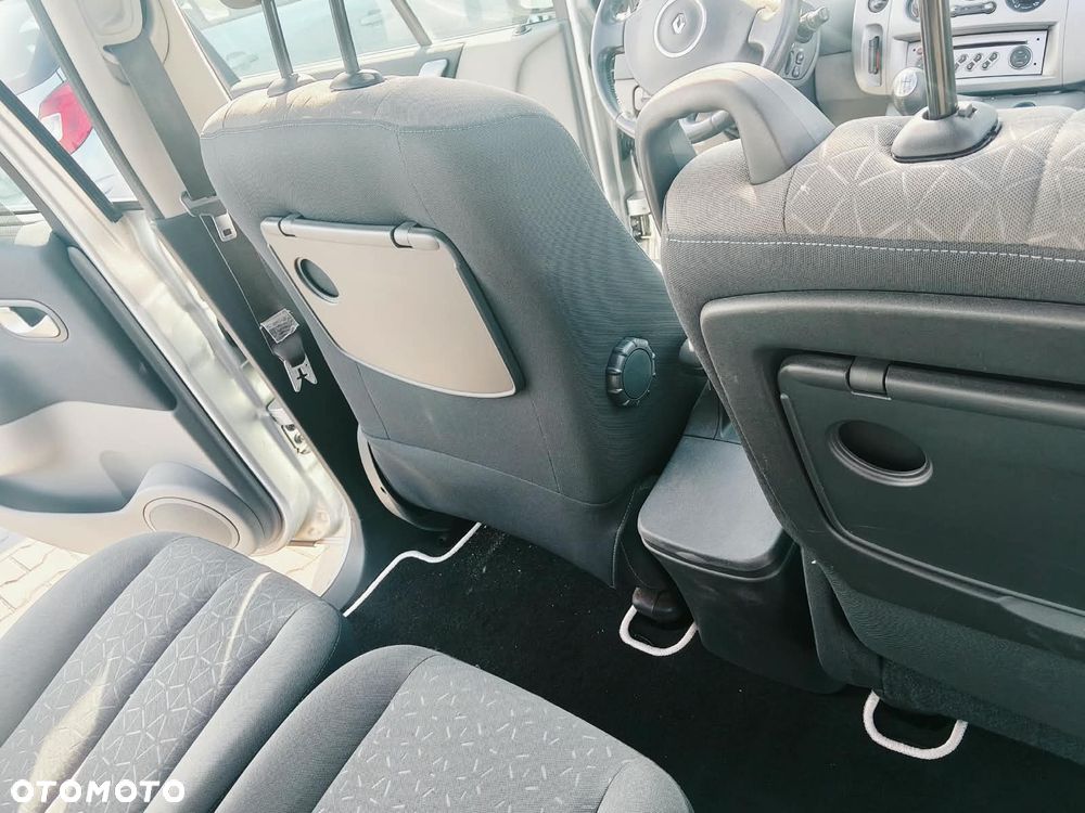 Renault Scenic 1.6 16V Authentique - 16