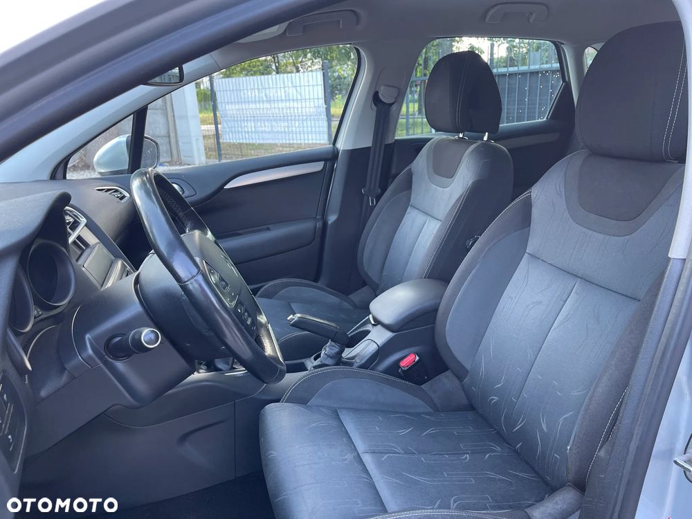 Citroën C4 VTi 120 Selection - 10