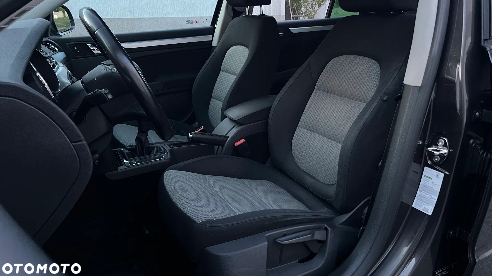Skoda Superb Combi 2.0 TDI Ambition - 12