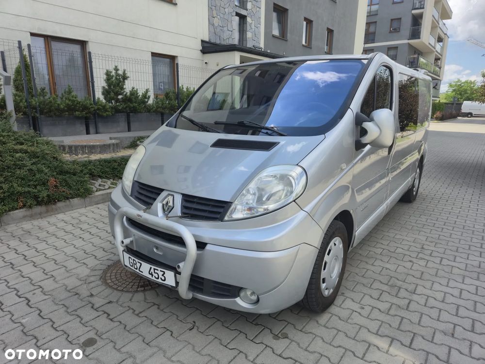 Renault Trafic - 1