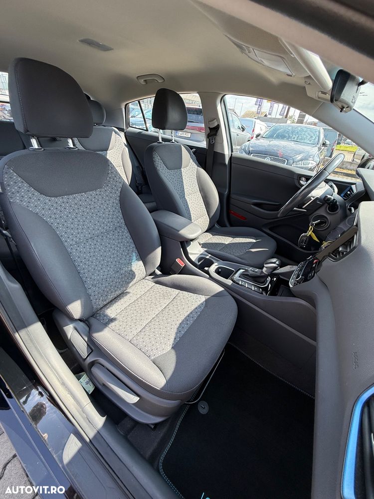 Hyundai IONIQ 141CP Exclusive - 17