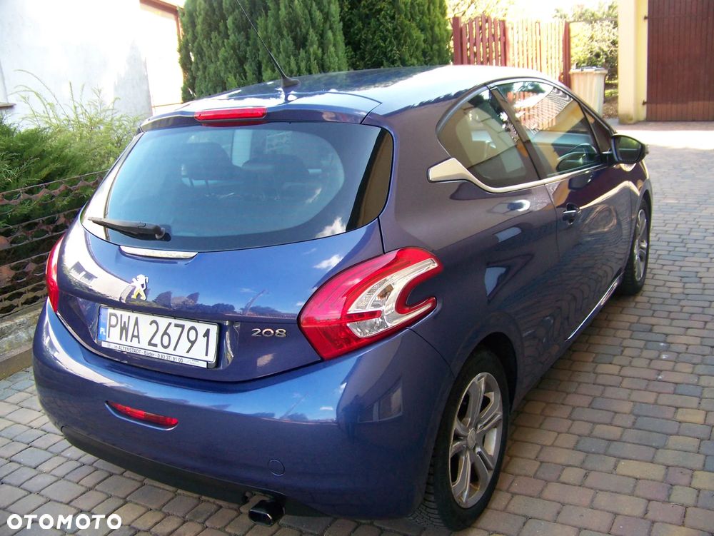 Peugeot 208 95 VTI Allure - 8