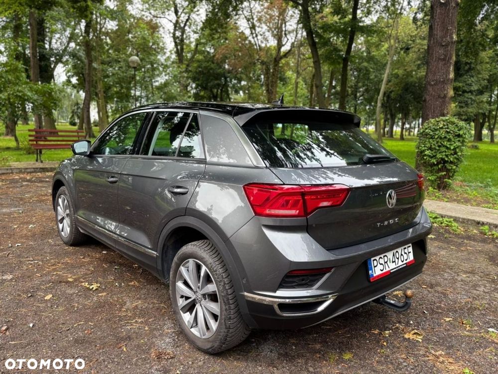 Volkswagen T-Roc - 12