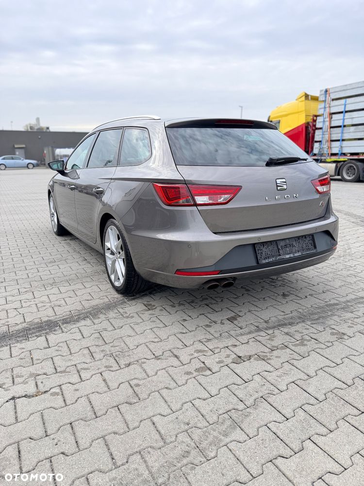 Seat Leon 2015 photo 4