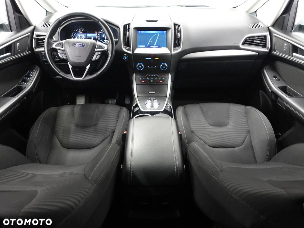 Ford S-Max - 29