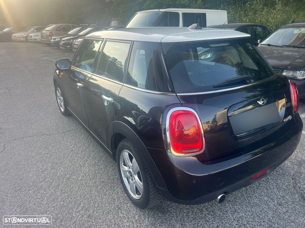 MINI 5 Portas Cooper D - 10