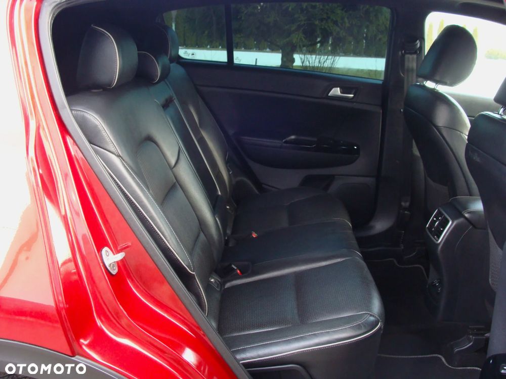 Kia Sportage 2,0 CRDI AWD GT Line - 11