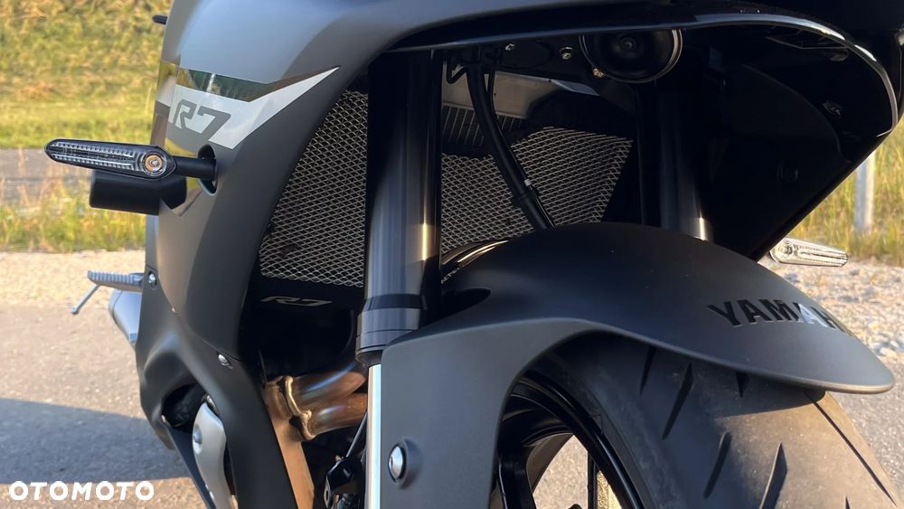 Yamaha R7 - 14