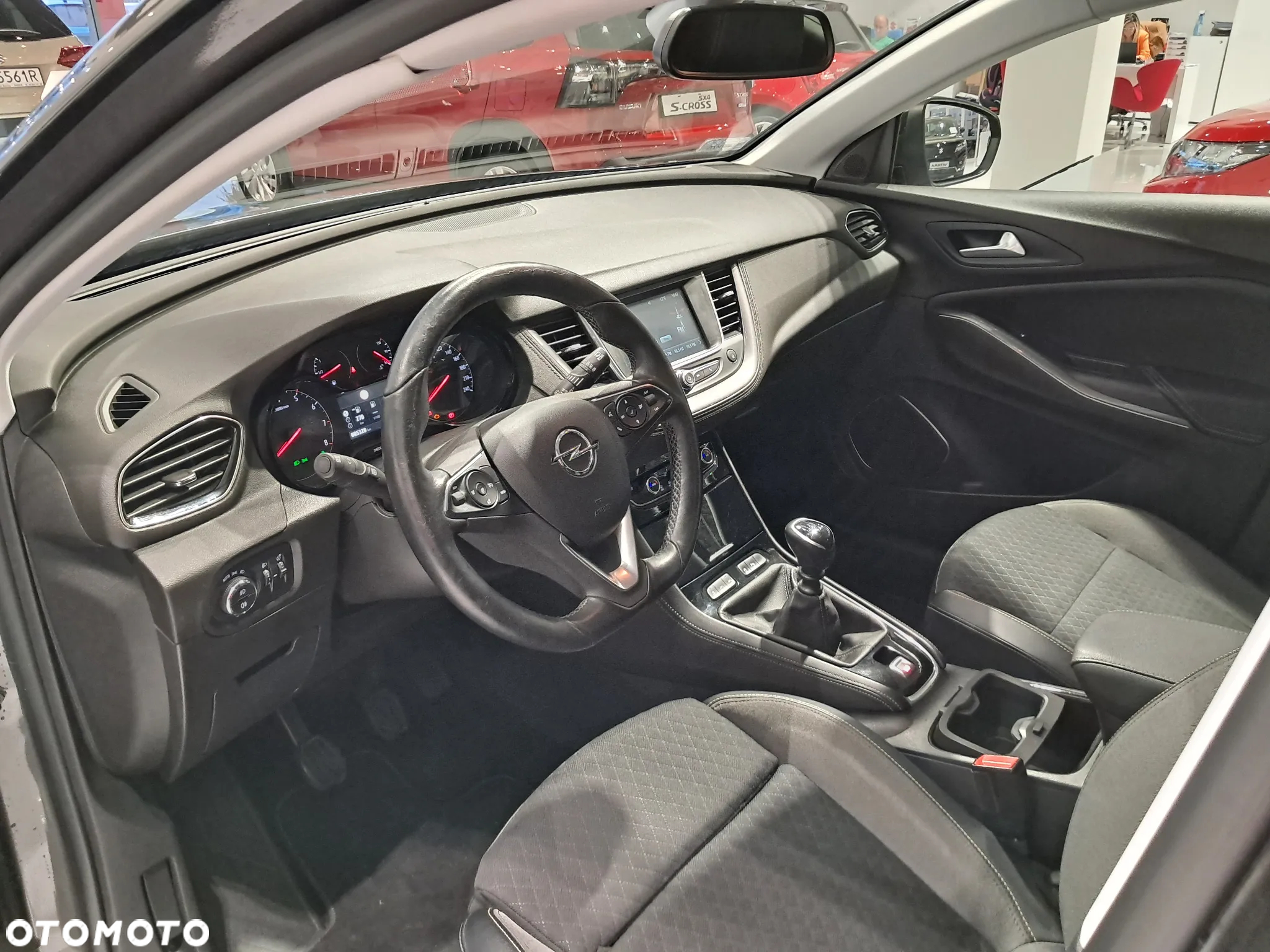 Opel Grandland X 1.2 T GPF Enjoy S&S - 10