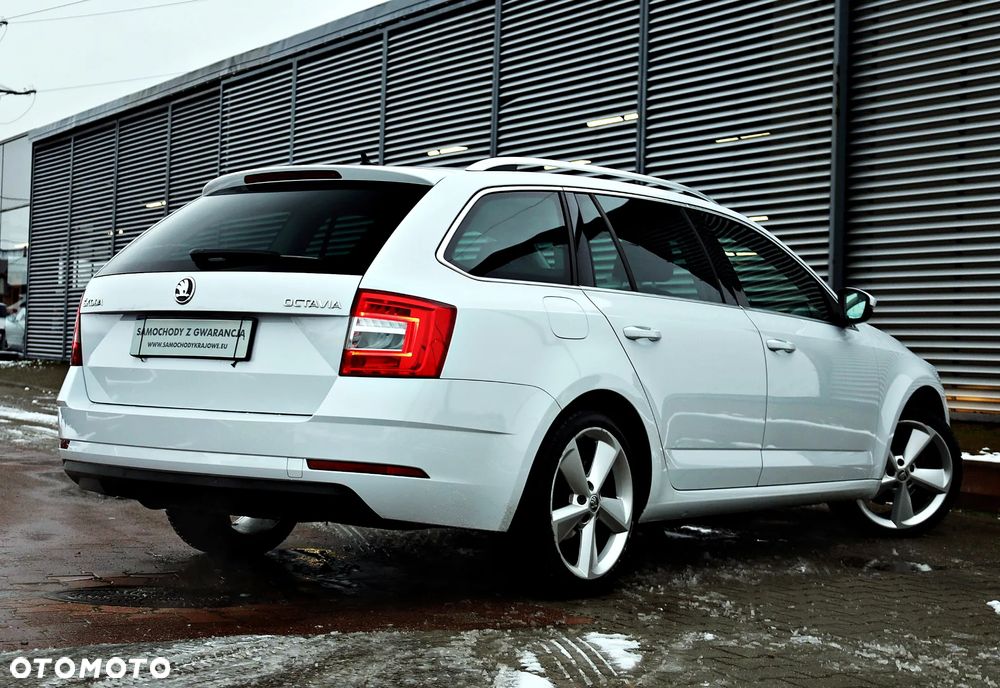 Skoda Octavia 2.0 TDI Style DSG - 11