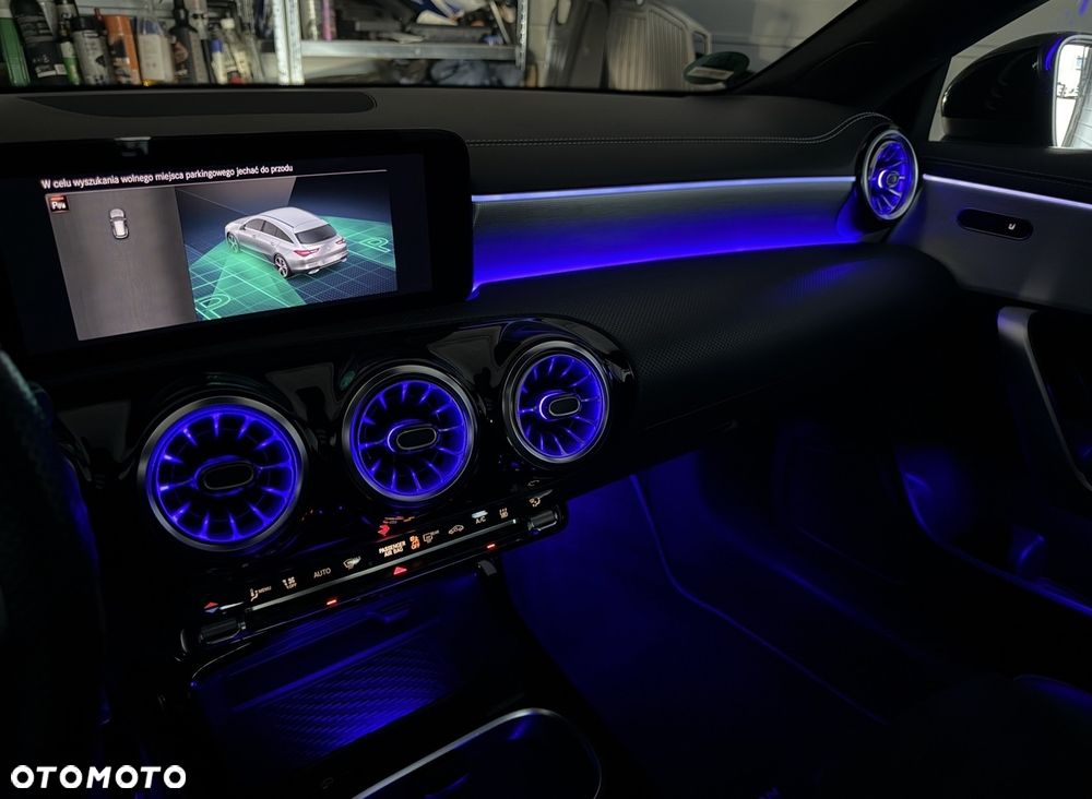 Mercedes-Benz CLA 250 e 8G-DCT AMG Line Advanced Plus - 40