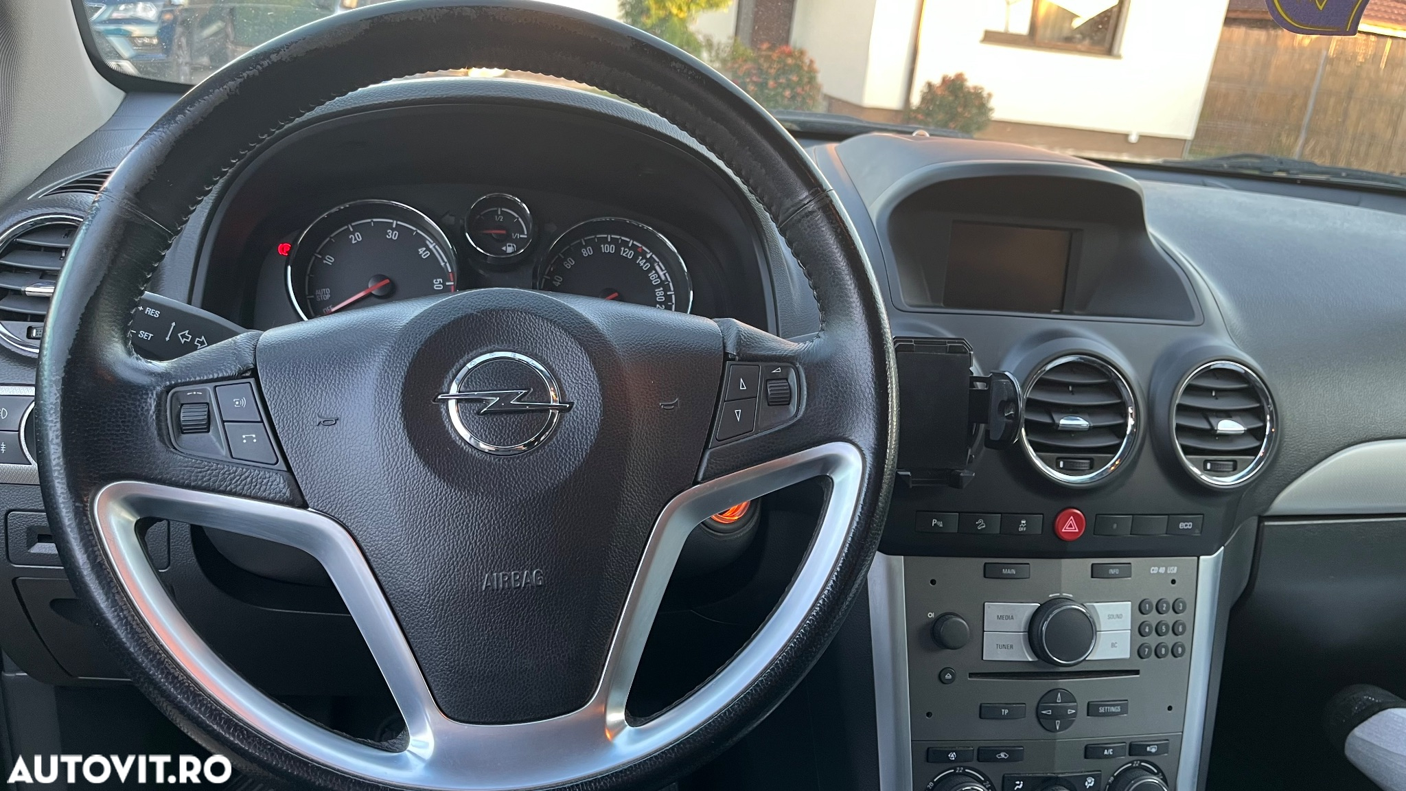 Opel Antara 2.2 ECOTEC AWD Start/Stop Cosmo - 10