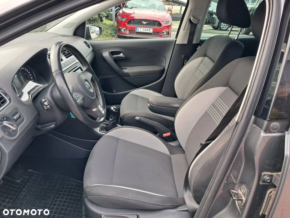 Volkswagen Polo 1.6 TDI Comfortline - 18
