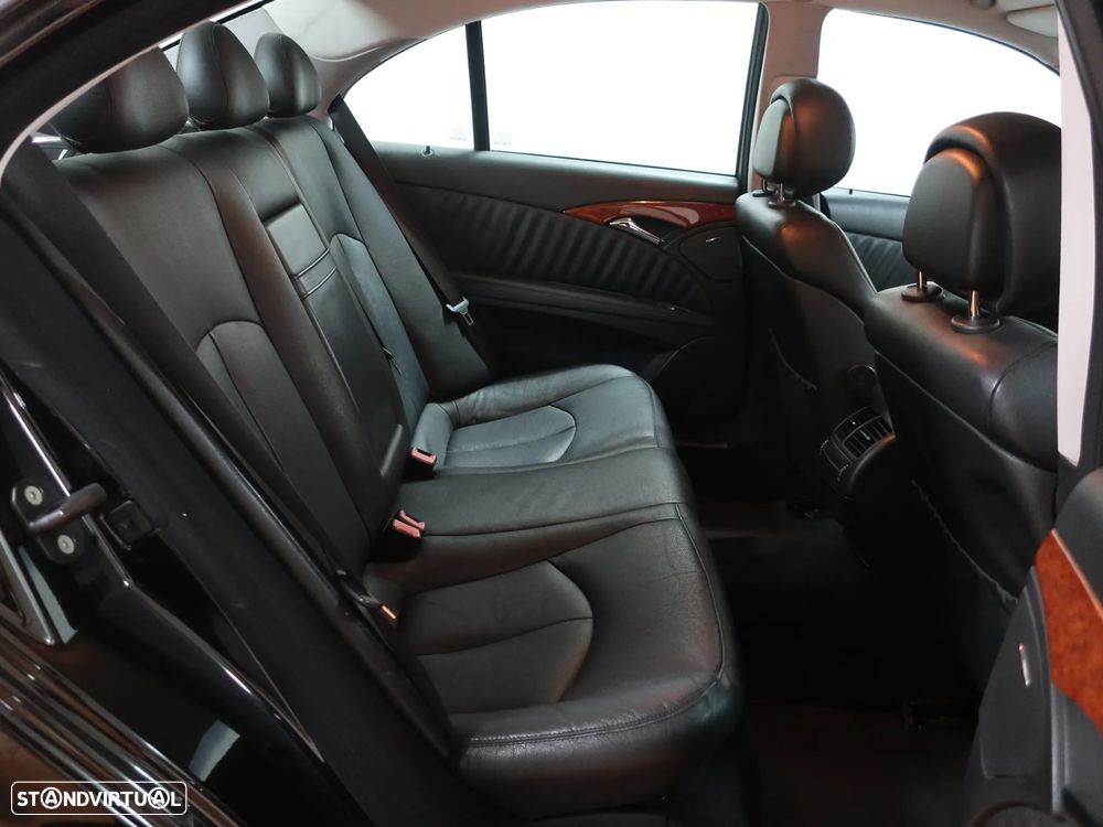 Mercedes-Benz E 200 CDi Classic - 23