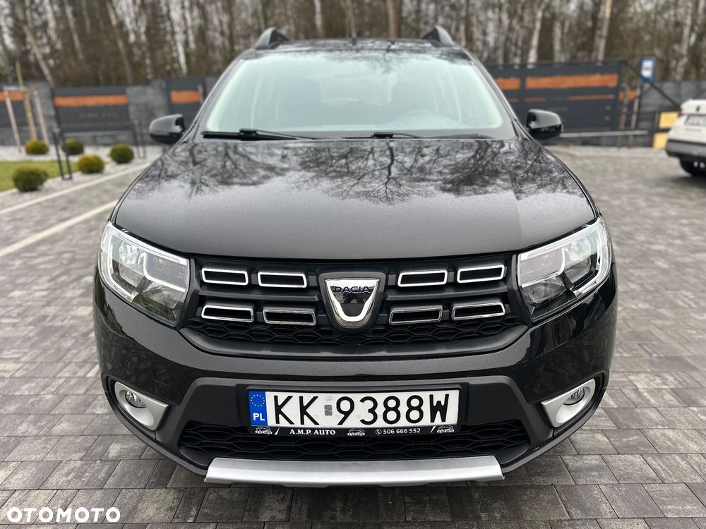 Dacia Sandero 0.9 TCe SL Celebration S&S - 16