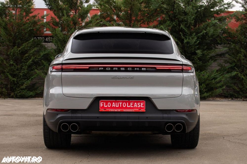 Porsche Cayenne Coupe - 7