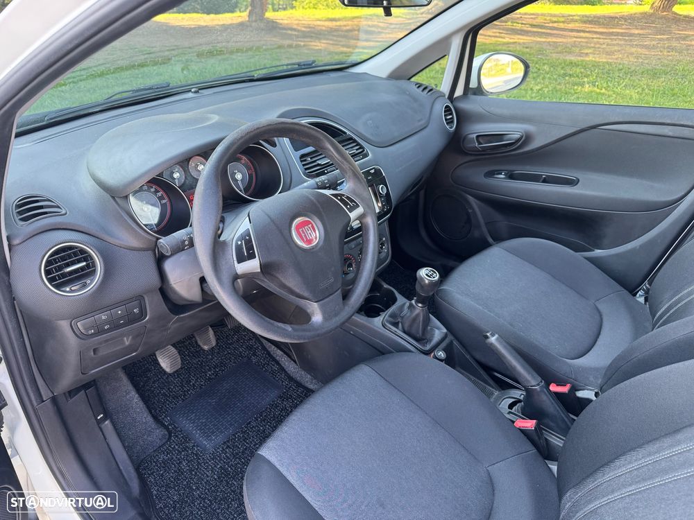 Fiat Punto 1.3 M-Jet Lounge S&S - 15
