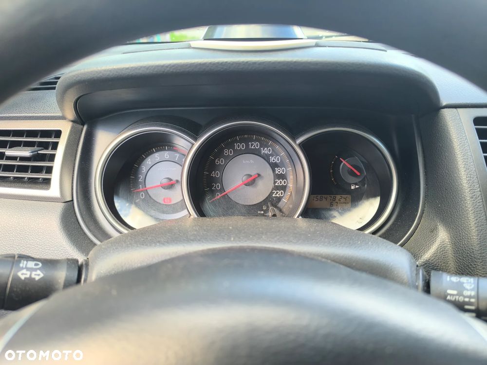 Nissan Tiida 1.6 Acenta - 6