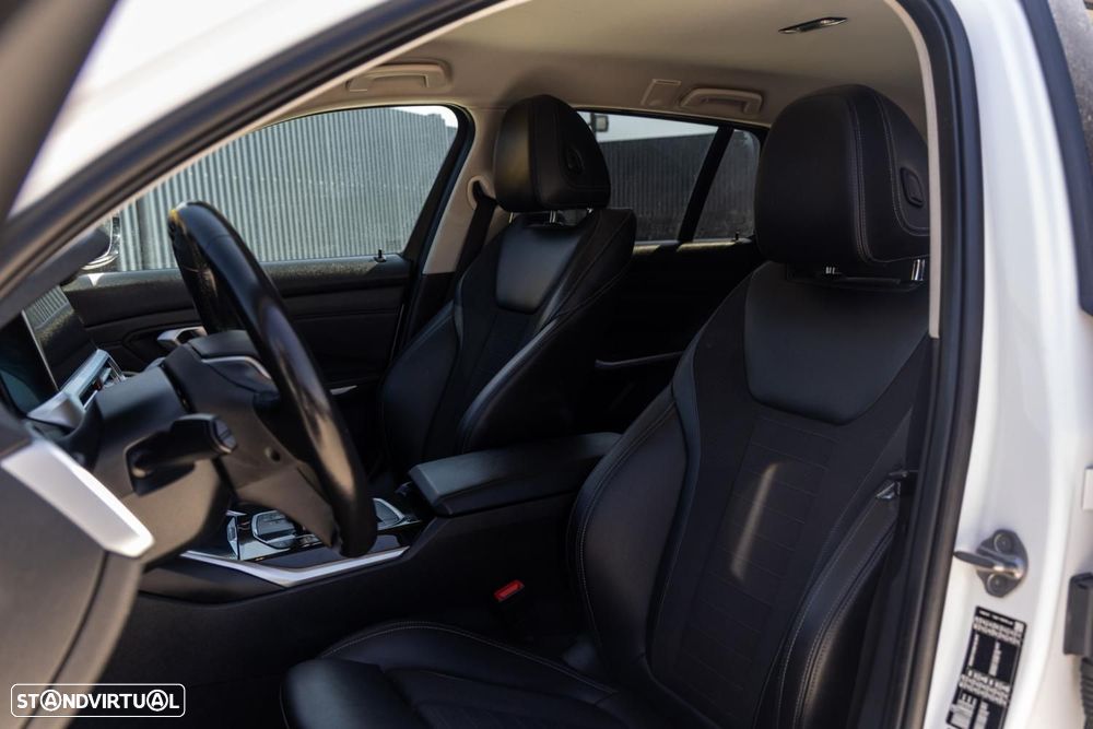 BMW 318 d Line Sport Auto - 37