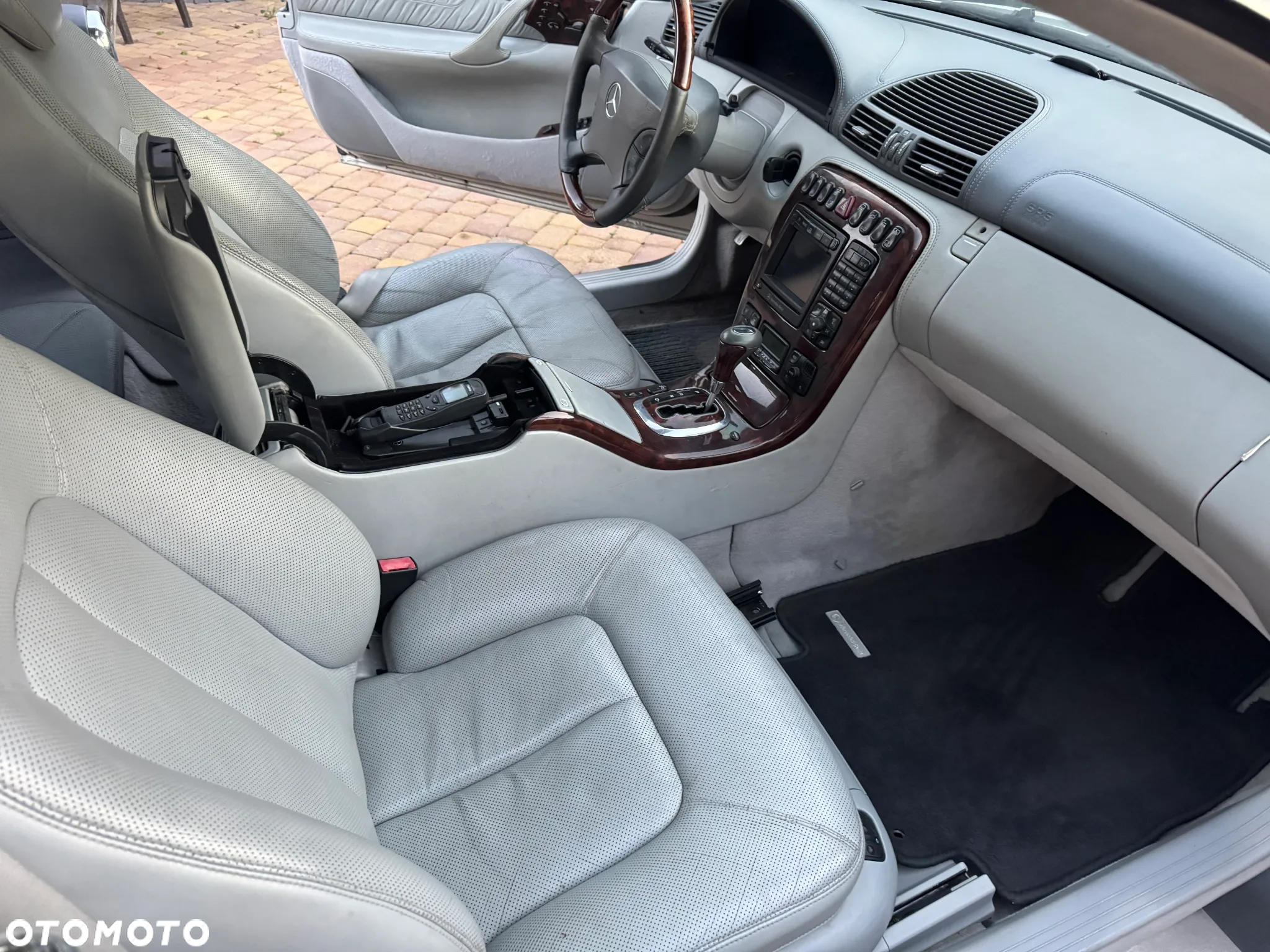 Mercedes-Benz CL 600 - 9