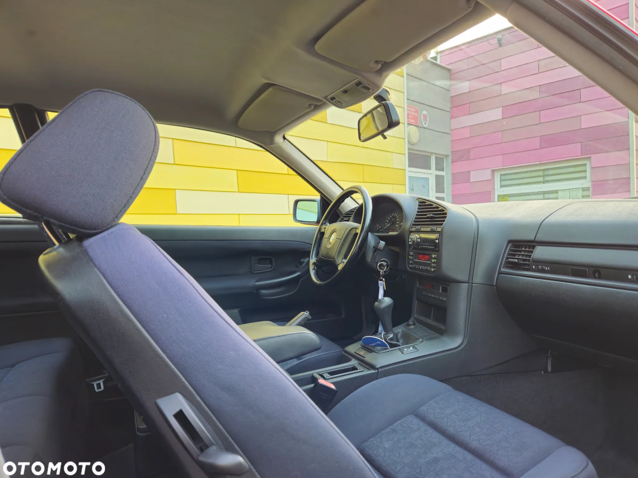 BMW Seria 3 316i - 26