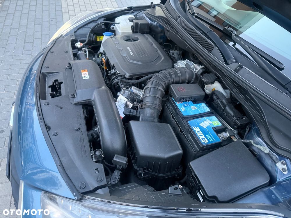 Hyundai i40 Kombi blue 1.7 CRDi DCT Premium - 39