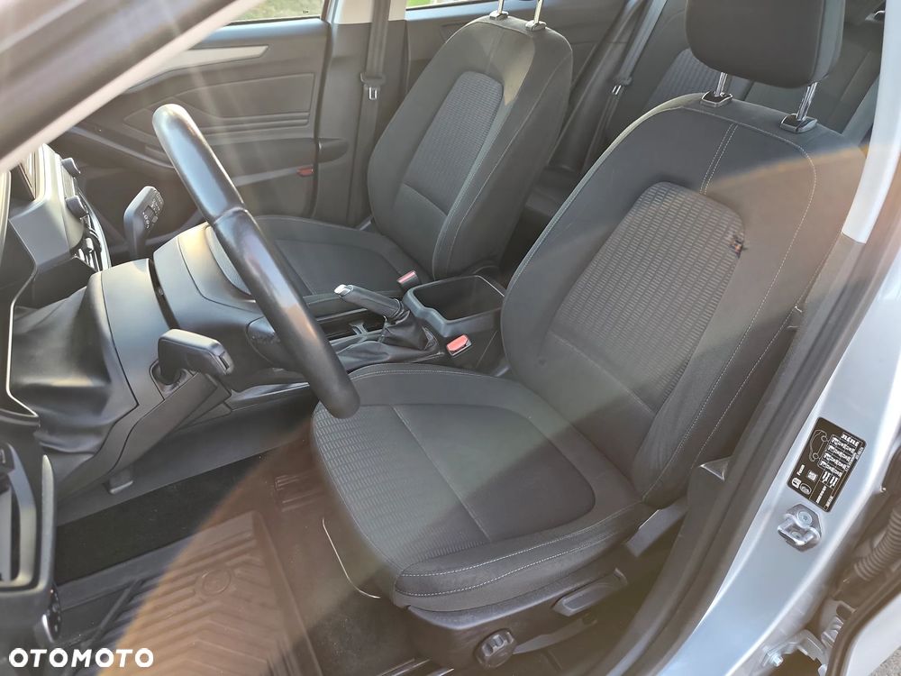 Ford Focus 1.0 EcoBoost Trend Edition - 16