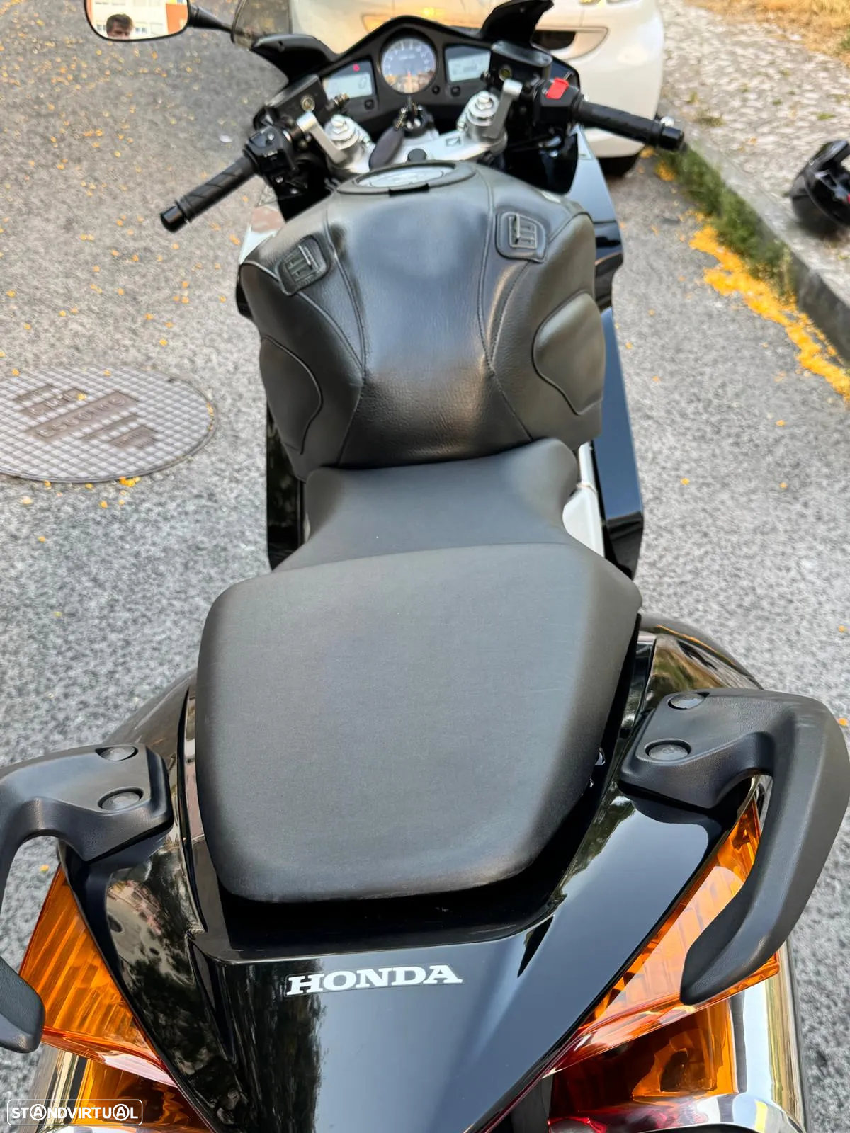 Honda VFR - 9