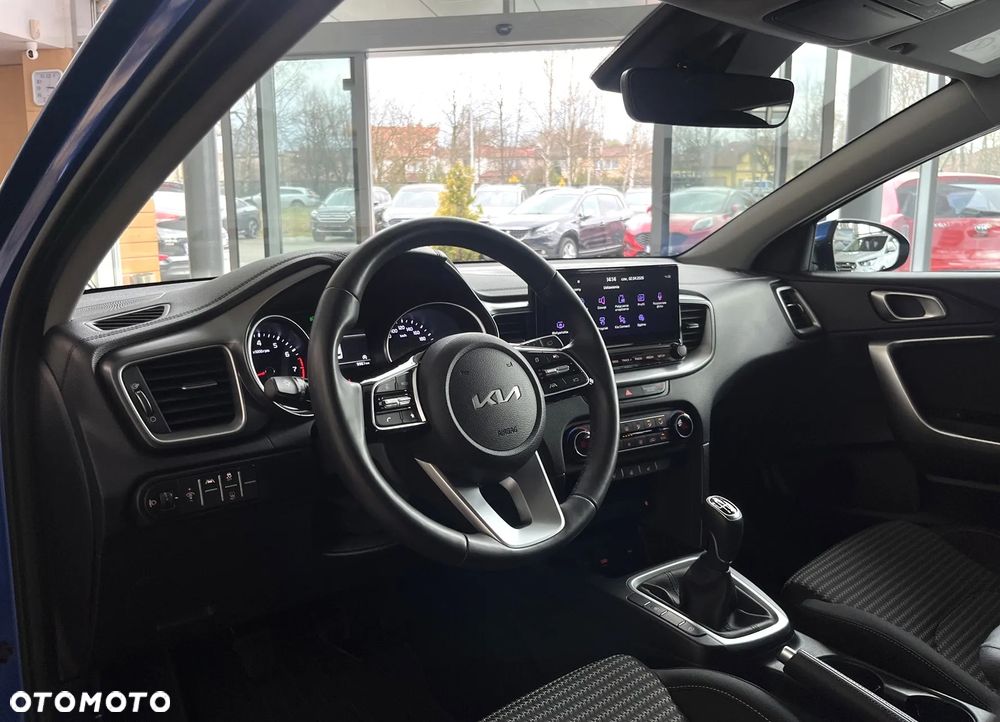 Kia Ceed 1.5 T-GDI OPF Vision - 10