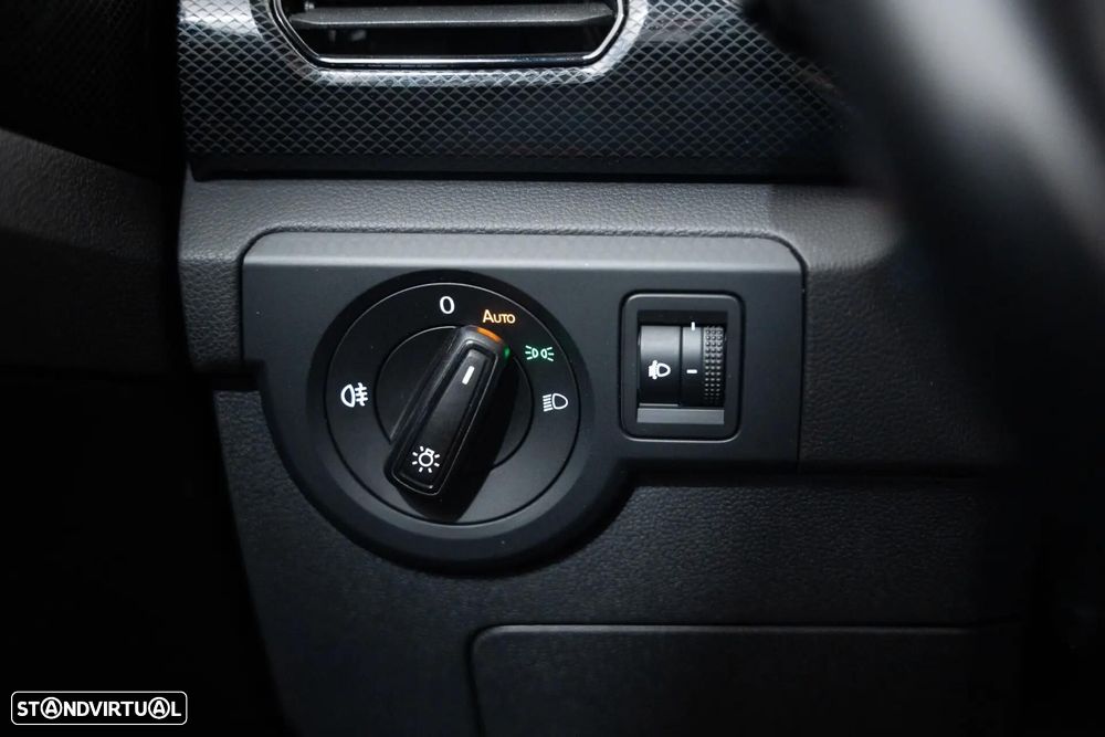 VW T-Cross 1.0 TSI Urban - 16