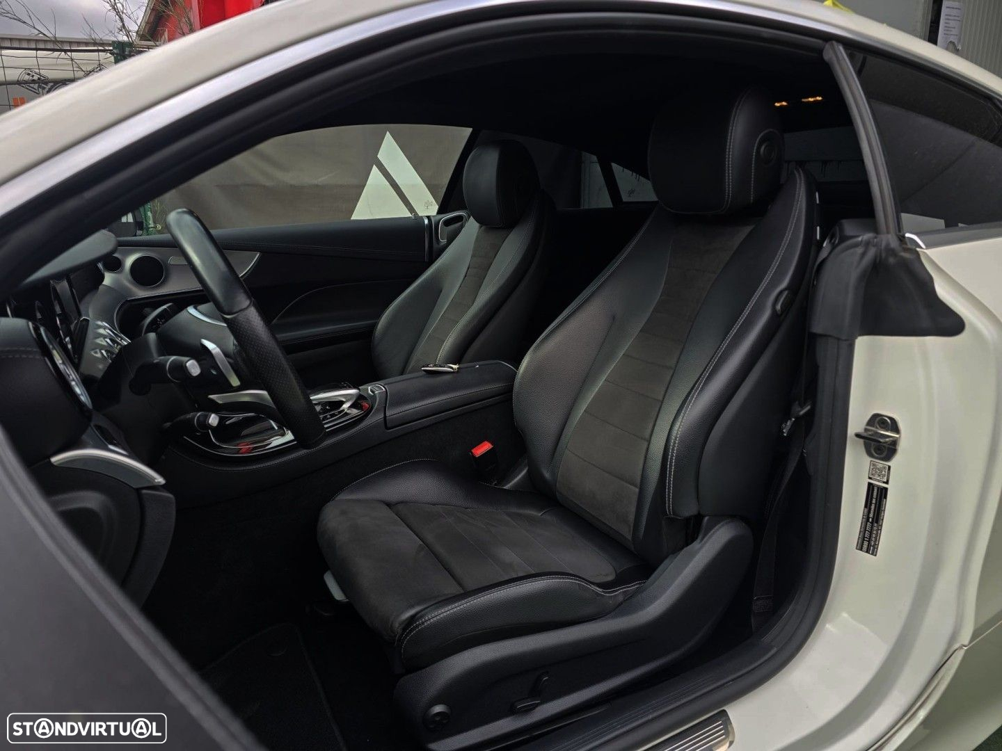 Mercedes-Benz E 220 d AMG Line - 15