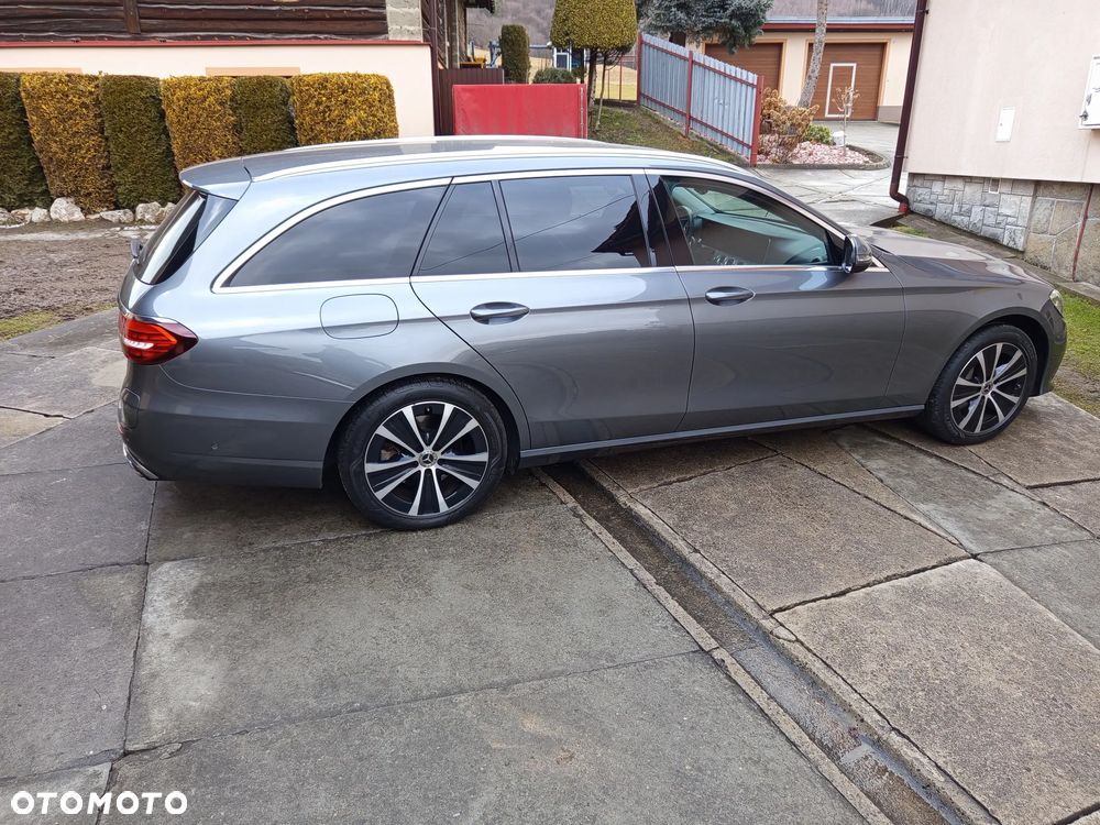 Mercedes-Benz Klasa E - 2