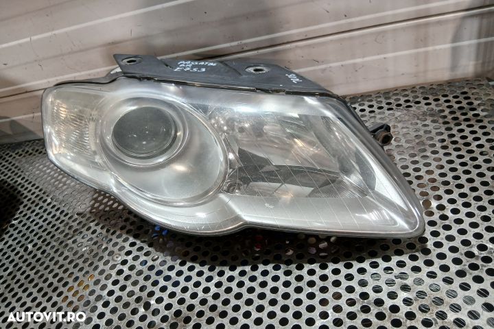 Far dreapta 3C0941006AD 3C0941006AD Volkswagen VW Passat B6 [2005 - 2 - 1