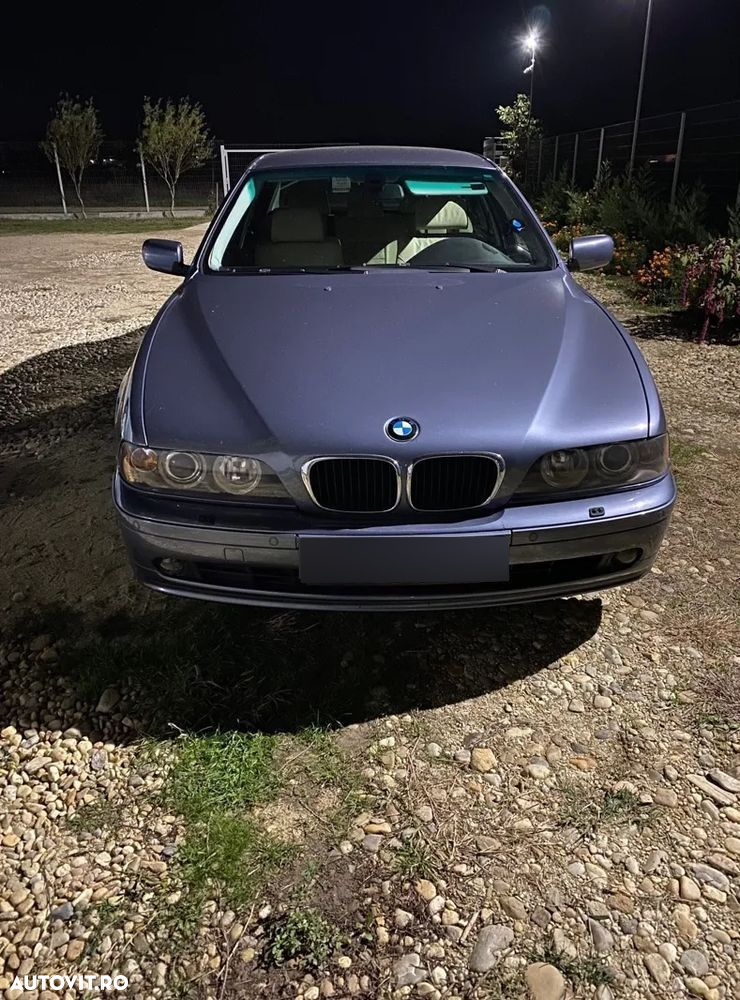 BMW Seria 5 525d - 8