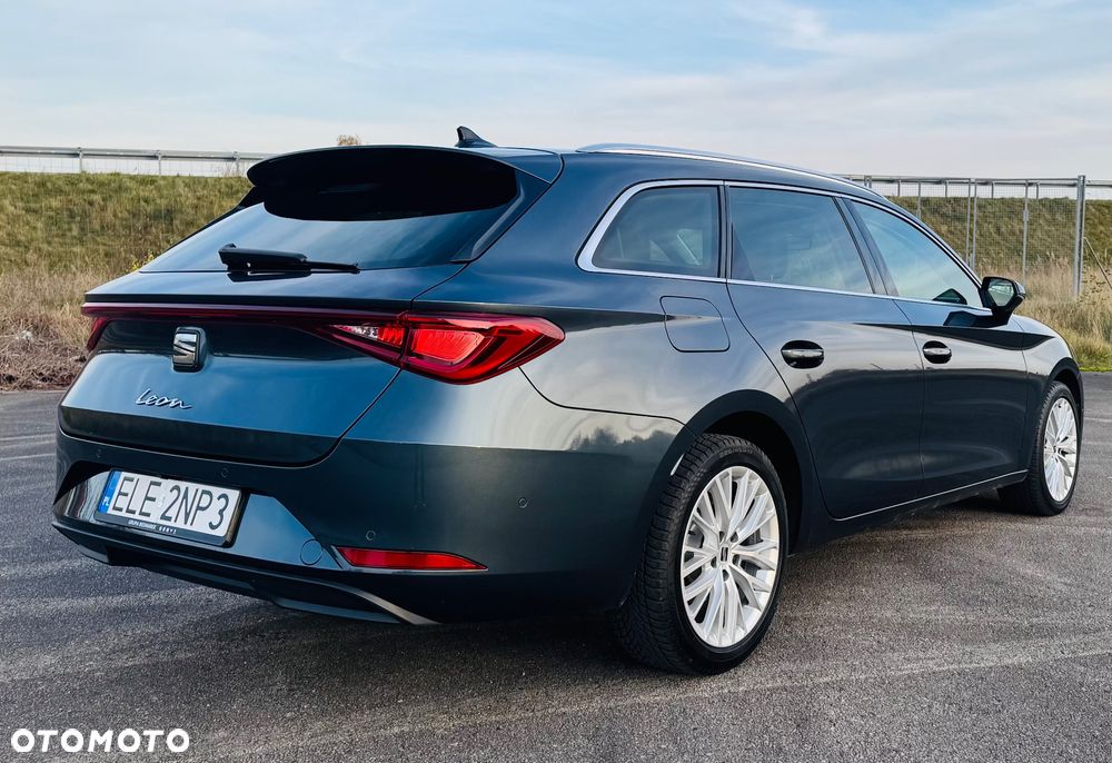 Seat Leon 2.0 TDI Xcellence DSG - 26