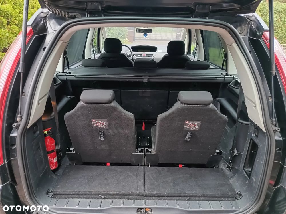 Citroën C4 Picasso 1.8i Impress - 4