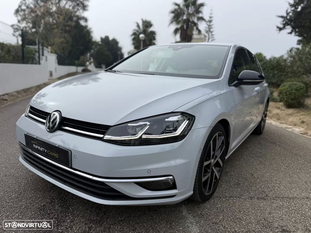 VW Golf 2.0 TDI R-Line DSG - 2