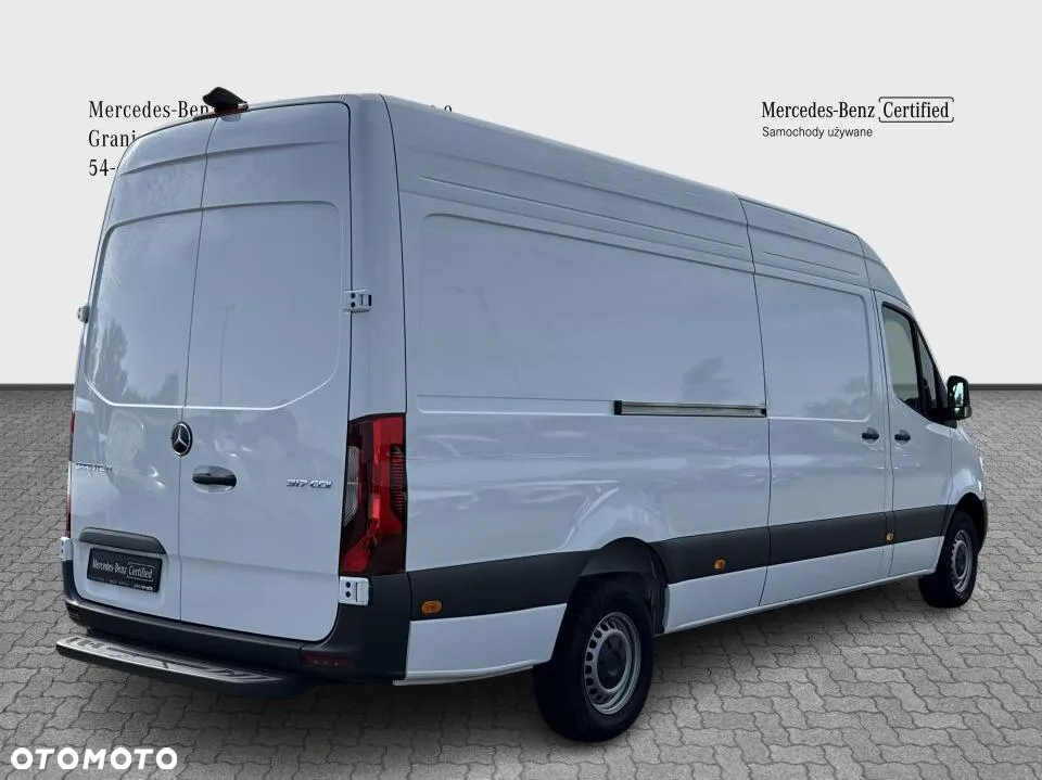 Mercedes-Benz Sprinter - 6