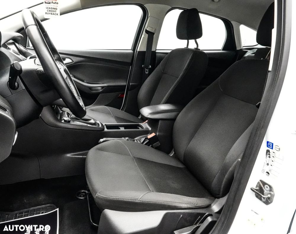 Ford Focus 1.5 TDCi Titanium - 14
