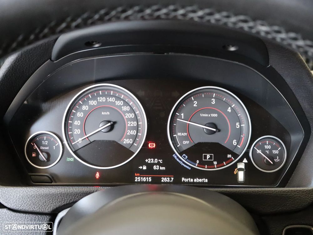 BMW 320 d EfficientDynamics Line Sport Auto - 39