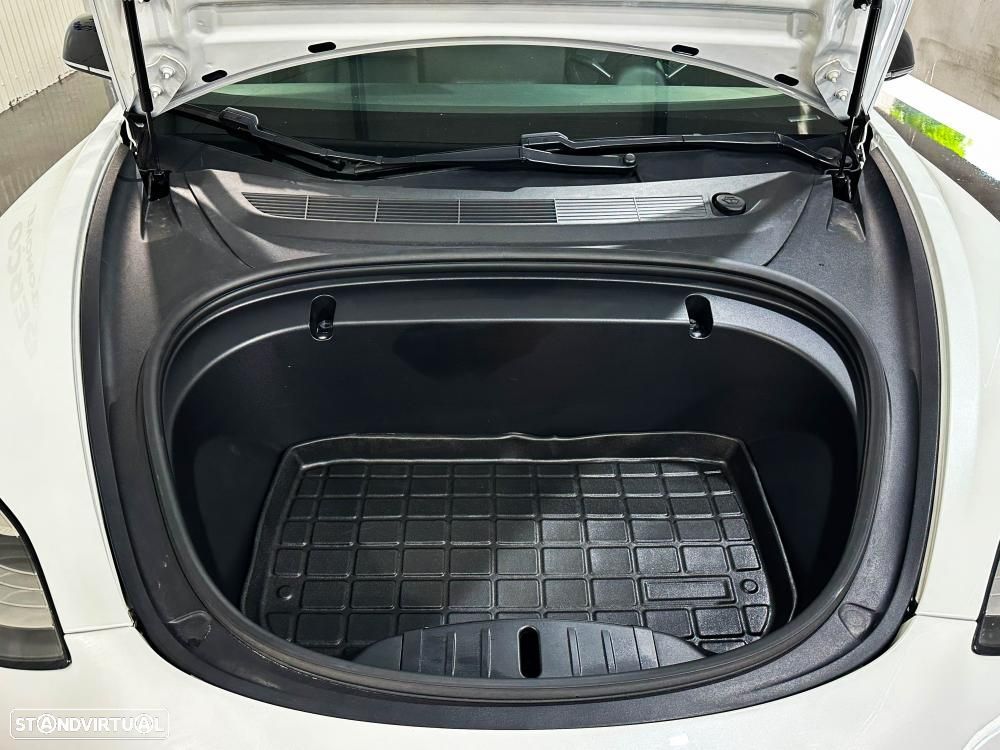 Tesla Model 3 Long-Range Dual Motor AWD - 54