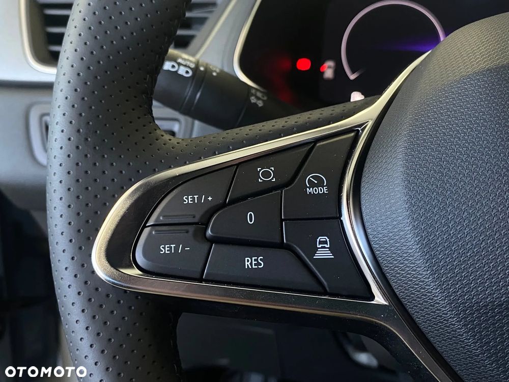 Renault Captur - 17