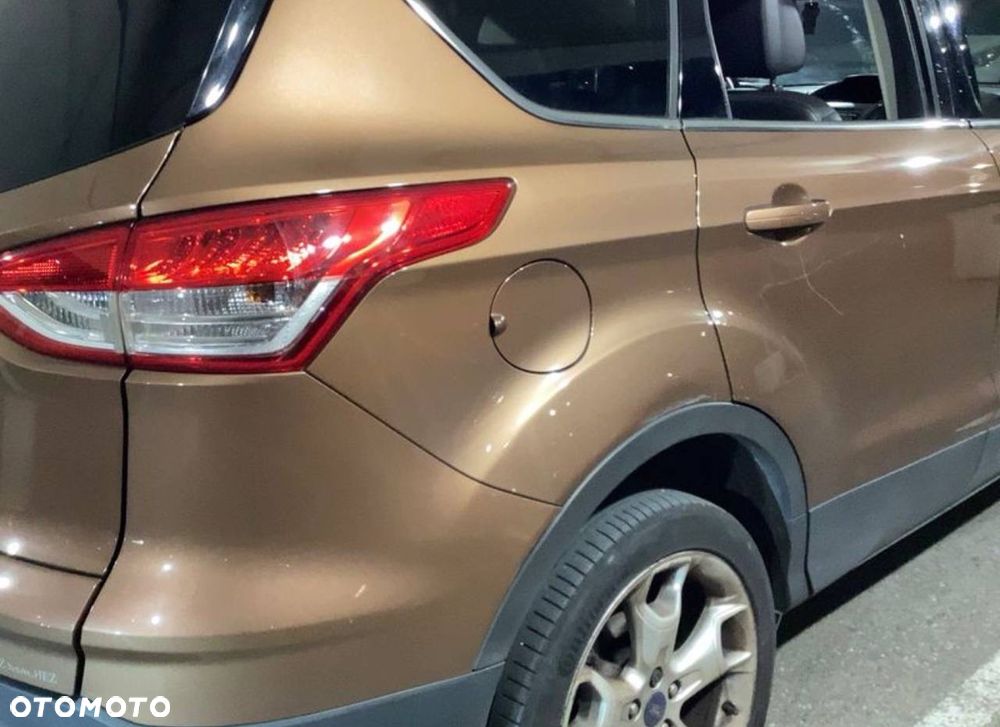 Ford Kuga 2.0 TDCi 4x4 Titanium - 8