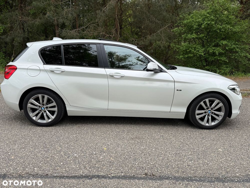 BMW Seria 1 120d xDrive Sport-Aut Sport Line - 4