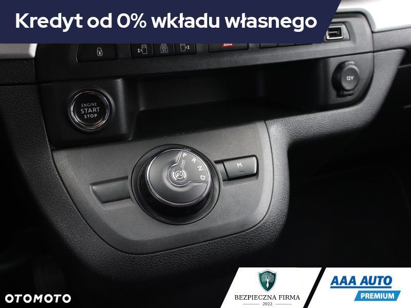 Peugeot Traveller - 14