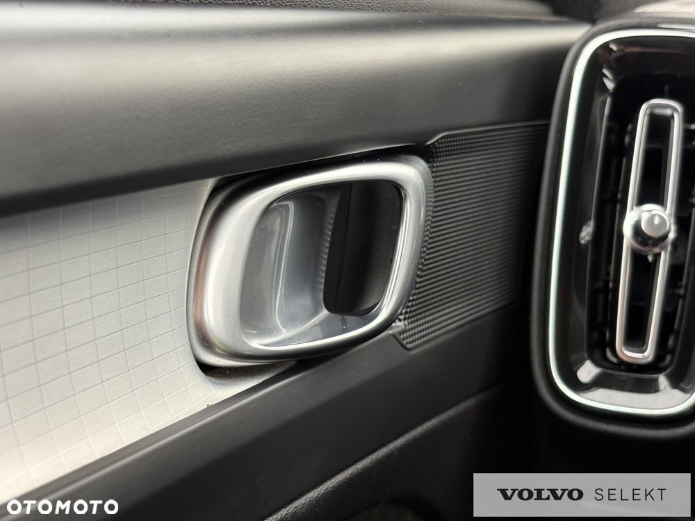 Volvo XC 40 - 28